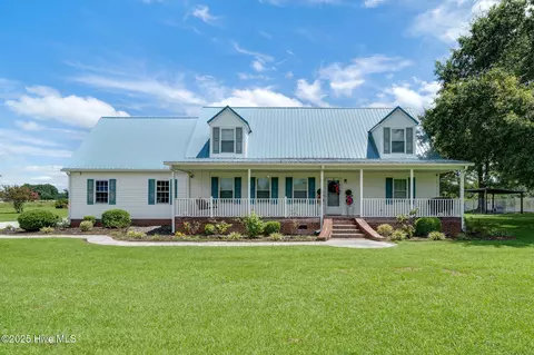 599 Durwood Evans Rd, Beulaville, NC 28518