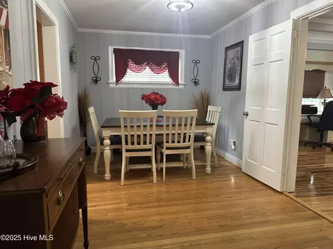 Dining - 212 Mclean St, Spring Hope, NC 27882 photo 1 of 2