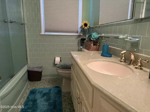 Bath - 212 Mclean St, Spring Hope, NC 27882 photo 1 of 2