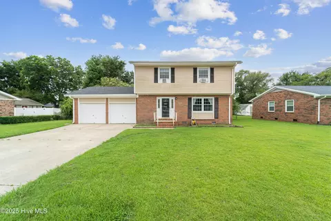 109 E Doris Ave, Jacksonville, NC 28540