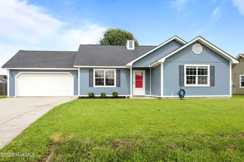507 Amber Ave, Hubert, NC 28539