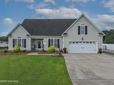 1998 Ida And Mary Mclawhorn Rd, Greenville, NC 27858