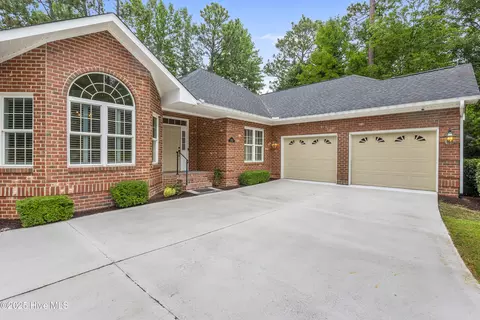 115 Lake Forest Dr SW, Pinehurst, NC 28374 photo 2