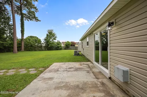 Exterior - 446 Dion Dr, Hubert, NC 28539 photo 2 of 6