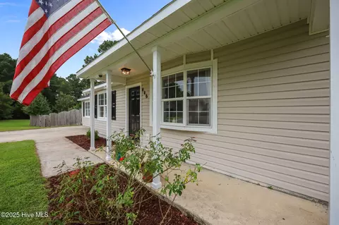 Exterior - 446 Dion Dr, Hubert, NC 28539 photo 3 of 6