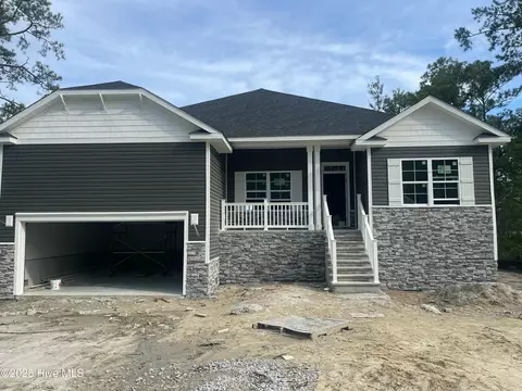 871 Pantego Blvd SE, Bolivia, NC 28422