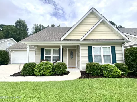 104 Valais Ct, New Bern, NC 28562