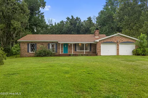 1398 Old Mill Creek Rd SE, Winnabow, NC 28479