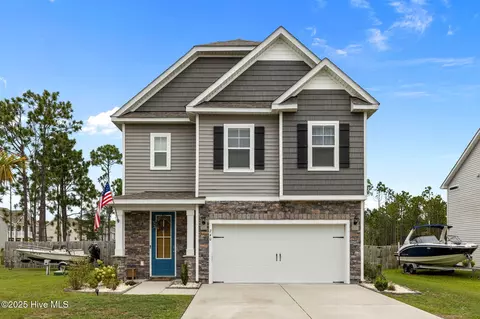 240 Salt Meadow Ln, Newport, NC 28570