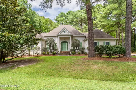112 Currituck Dr, Hertford, NC 27944