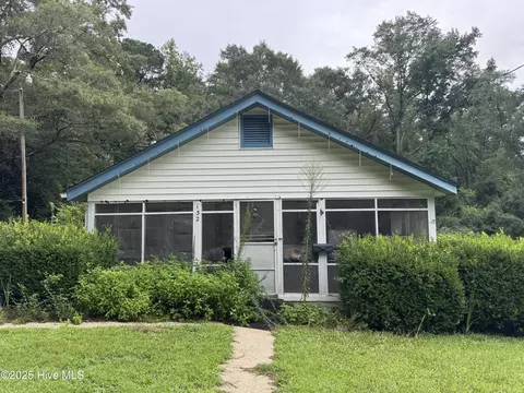 132 Garrett St, Rockingham, NC 28379