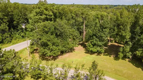 1 North Carolina 133, Rocky Point, NC 28457