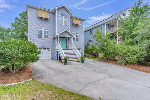927 Carolina Sands Dr, Carolina Beach, NC 28428