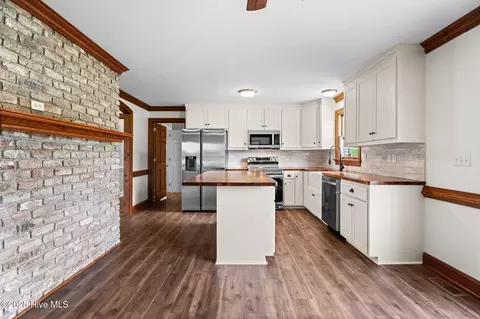Kitchen - 9454 Liles Rd, Bailey, NC 27807 photo 2 of 6