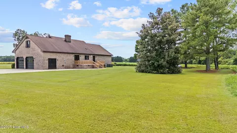 Exterior - 9454 Liles Rd, Bailey, NC 27807 photo 2 of 3