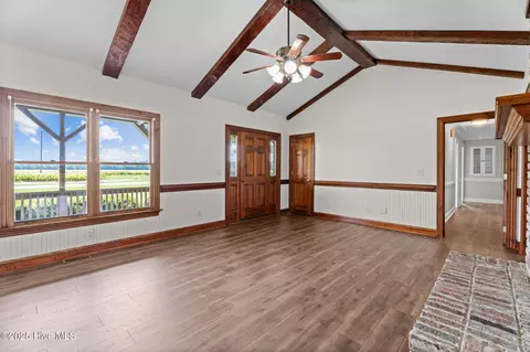 Living - 9454 Liles Rd, Bailey, NC 27807 photo 3 of 4