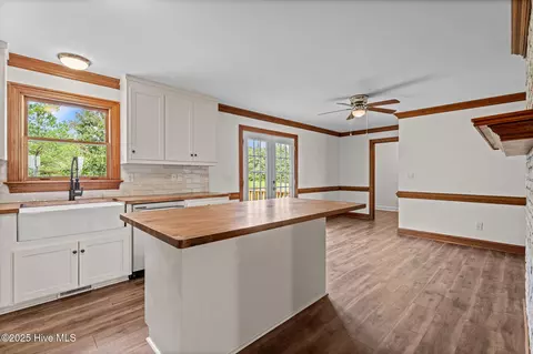 Kitchen - 9454 Liles Rd, Bailey, NC 27807 photo 6 of 6