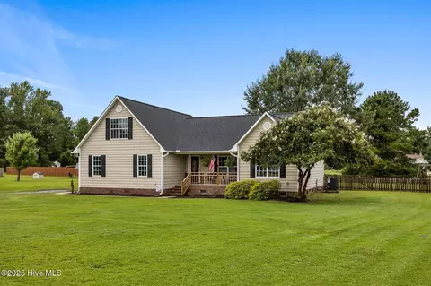 313 Oakmont Dr, Hampstead, NC 28443 photo 3