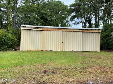 620 Seashore Dr, Atlantic, NC 28511 photo 13