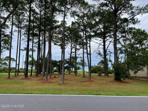620 Seashore Dr, Atlantic, NC 28511 photo 11