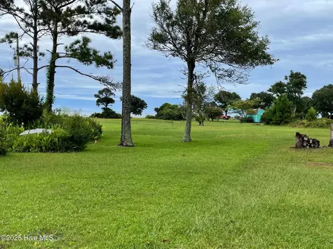 620 Seashore Dr, Atlantic, NC 28511 photo 16