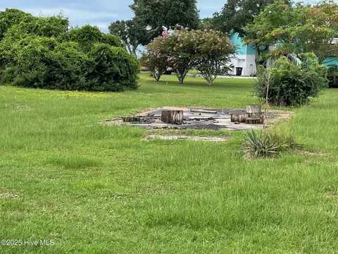 620 Seashore Dr, Atlantic, NC 28511 photo 17