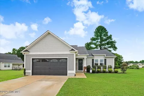 104 Highland Park Dr, Goldsboro, NC 27534