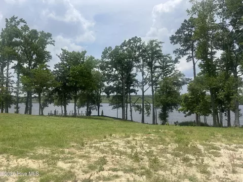 2773 Alvernia Dr, Castle Hayne, NC 28429