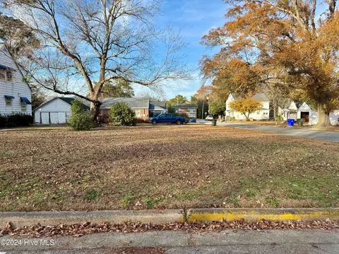 lot5 Ash St, Greenville, NC 27858