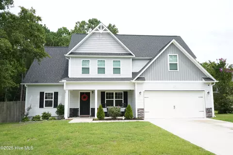 503 Riva Ridge Rd, Sneads Ferry, NC 28460
