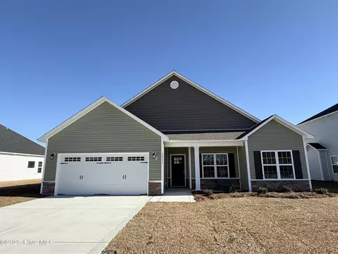 2002 Bluewater Blvd, New Bern, NC 28562