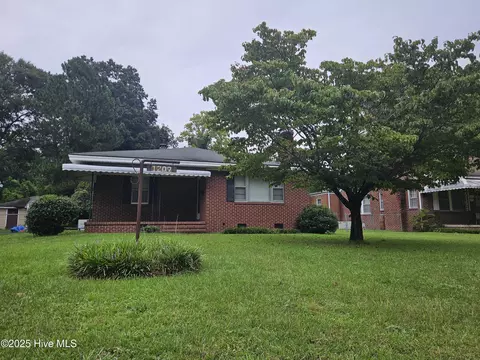 1209 E Holly St, Goldsboro, NC 27530