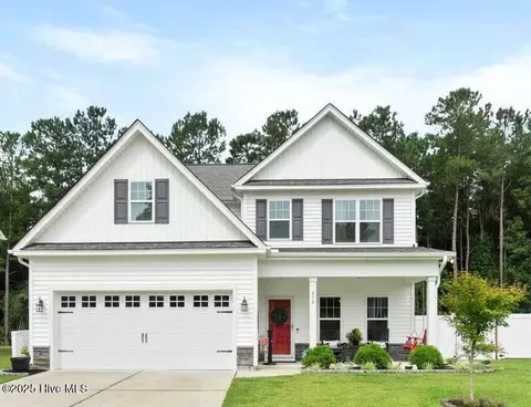 450 Jasmine Way, Burgaw, NC 28425