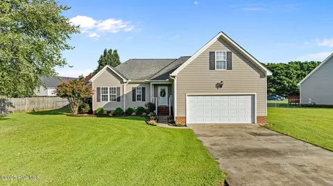 401 Heron Dr, Goldsboro, NC 27534