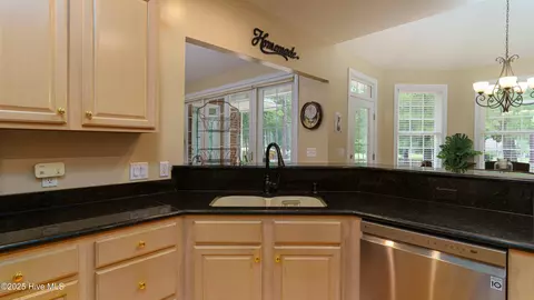 Kitchen - 29 Glasgow Dr, Pinehurst, NC 28374 photo 3 of 4