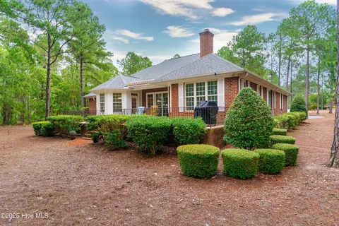 Exterior - 29 Glasgow Dr, Pinehurst, NC 28374 photo 8 of 12