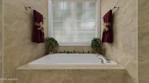 Bath - 29 Glasgow Dr, Pinehurst, NC 28374 photo 2 of 4