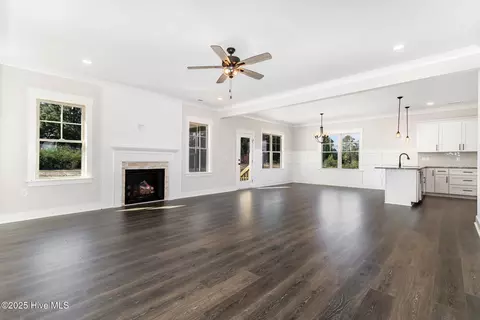 259 Tee Dr, Selma, NC 27576 photo 6