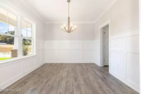 Dining - 289 Tee Dr, Selma, NC 27576 photo 1 of 3