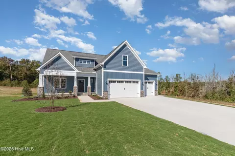 Exterior - 289 Tee Dr, Selma, NC 27576 photo 2 of 6