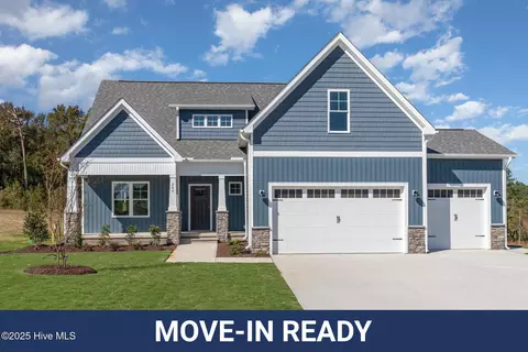 289 Tee Dr, Selma, NC 27576