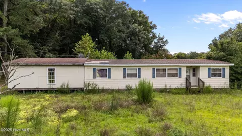 1021 Bend Of The River Rd, Elm City, NC 27822