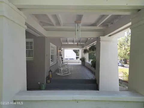Exterior - 538 Main St W, Hamlet, NC 28345 photo 4 of 8
