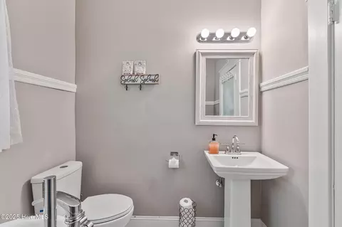 Bath - 538 Main St W, Hamlet, NC 28345 photo 3 of 3