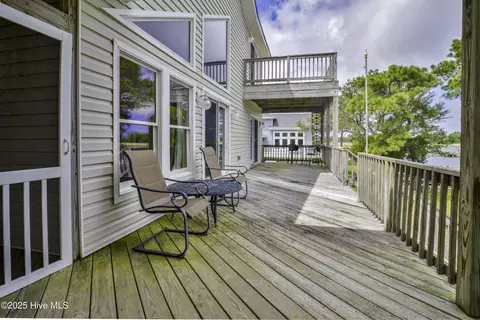 Exterior - 251 Watersedge Dr, Kill Devil Hills, NC 27948 photo 2 of 6