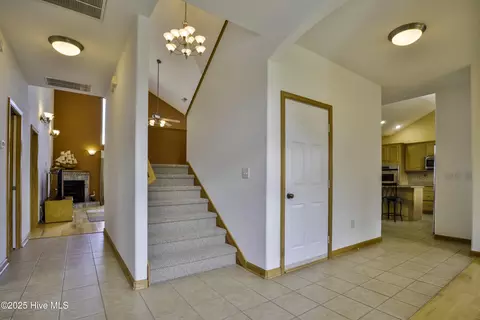 Entry Way - 251 Watersedge Dr, Kill Devil Hills, NC 27948 photo 2 of 2