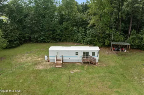 160 Blue Heron Rd, Hubert, NC 28539