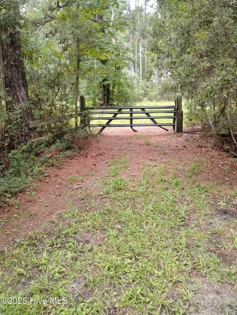 00 Donnie Davis Rd, Williston, NC 28579