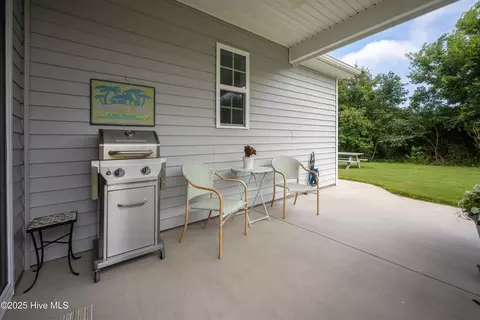 Exterior - 110 Treasure Run, Grandy, NC 27939 photo 5 of 10