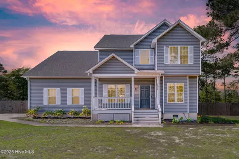 765 Jim Grant Ave, Sneads Ferry, NC 28460